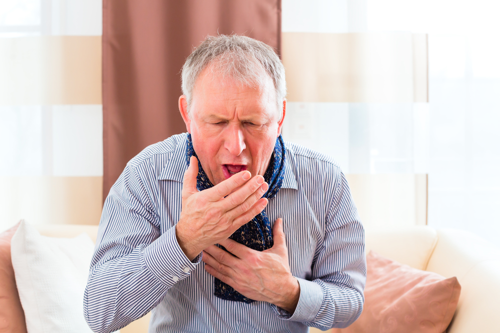 Почему болит в области сердца при кашле